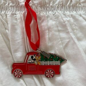 Disney very merry Christmas party exclusive Mickey truck ornament